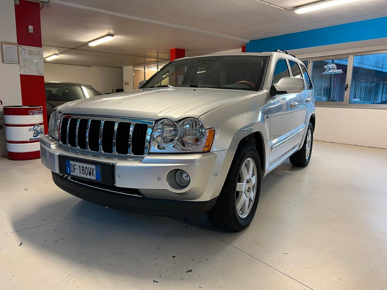 JEEP GRAND CHEROKEE 3.0 V4 CRD 218CV OVERLAND AUTOMATICO IN OTTIME CONDIZIONI