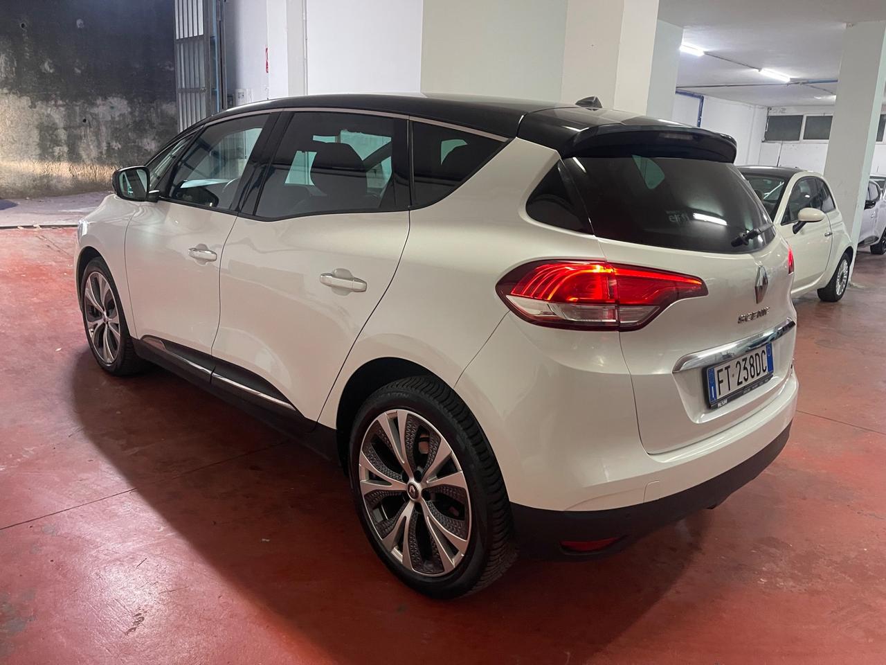 Renault Scenic Scénic dCi 8V 110 CV EDC Energy Intens