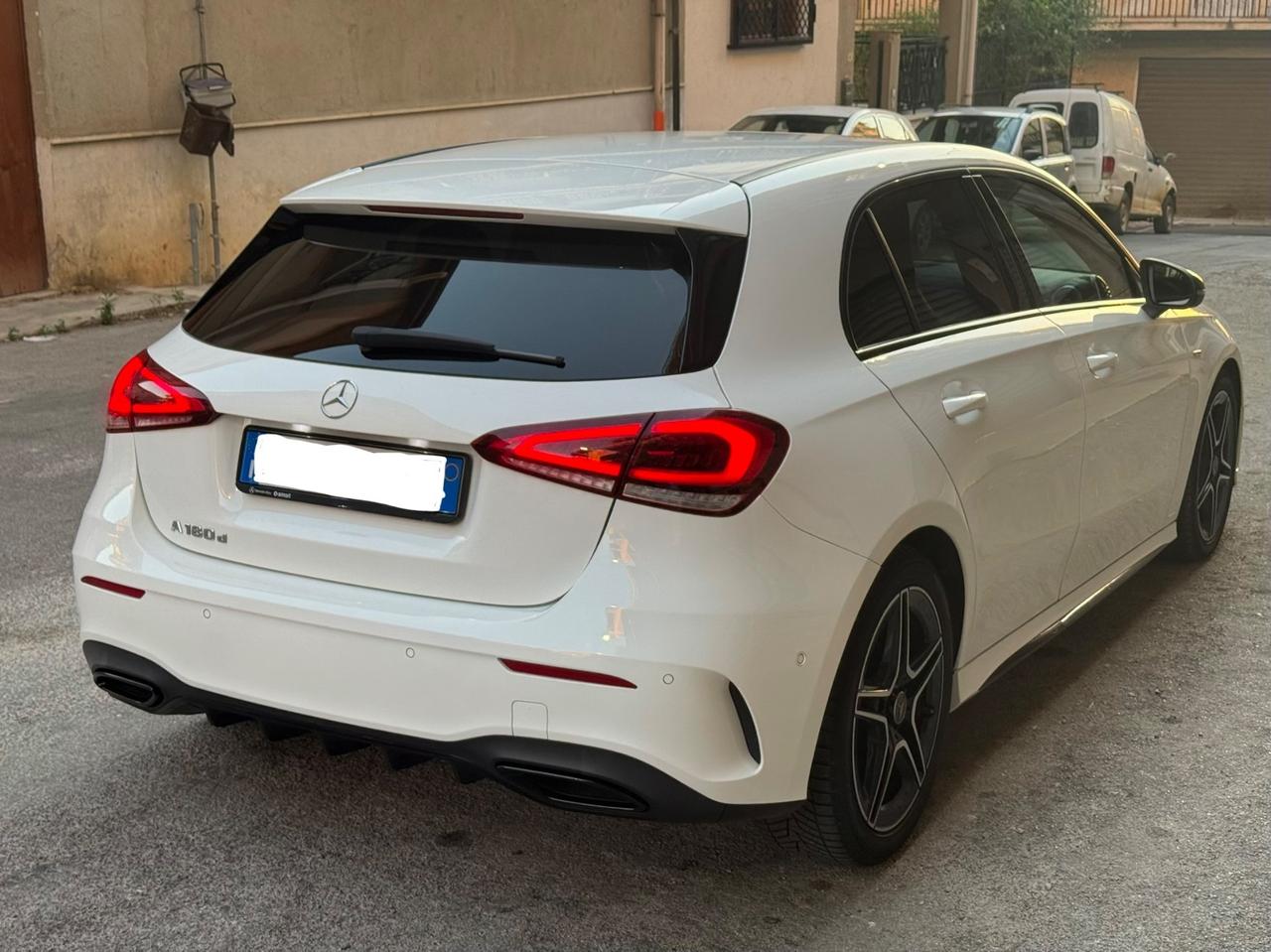 Mercedes-benz A 180 d Automatic Premium night edition