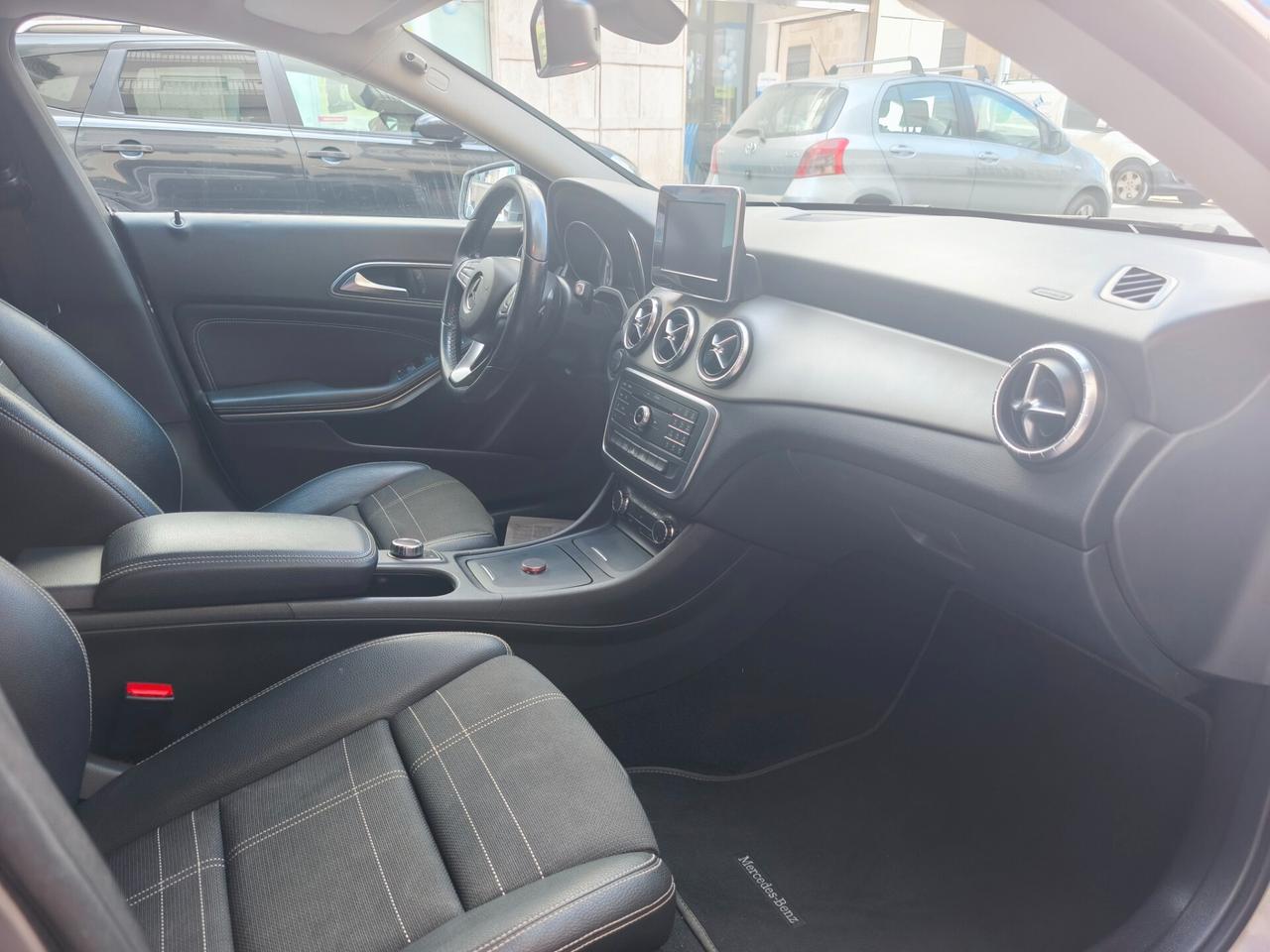 Mercedes CLA 200d 136cv Automatic Sport 2016