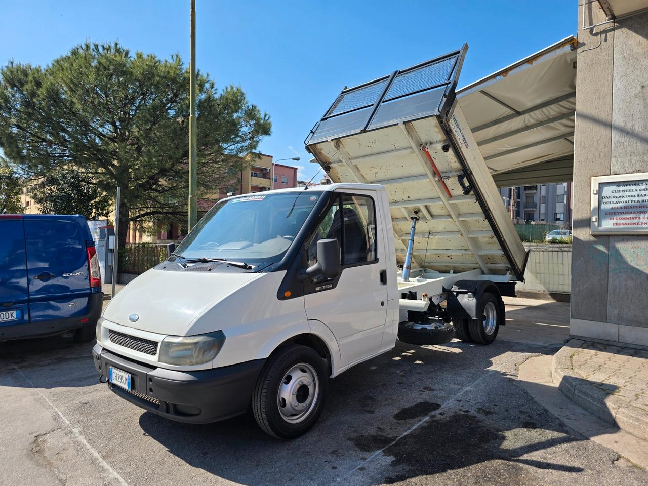 Ford transit 2.4 turbo ribaltabile trilaterale