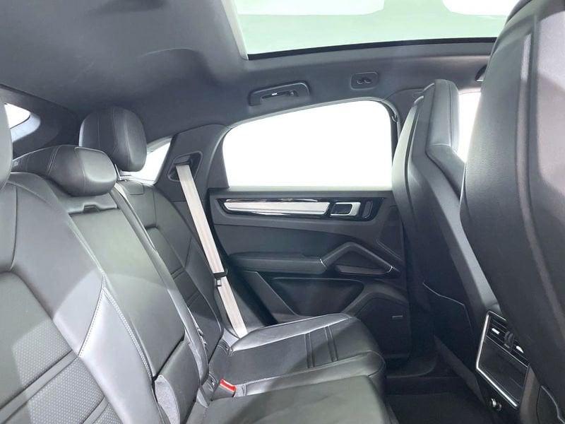 Porsche Cayenne Coupè 3.0 V6 E-Hybrid Platinum Edition