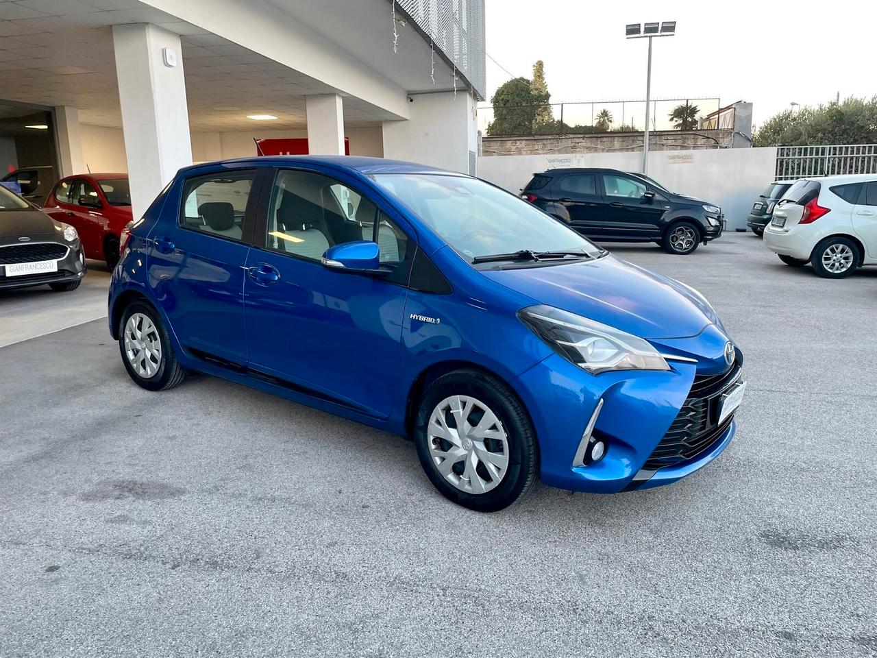 Toyota Yaris 1.5 Hybrid 5 porte Active