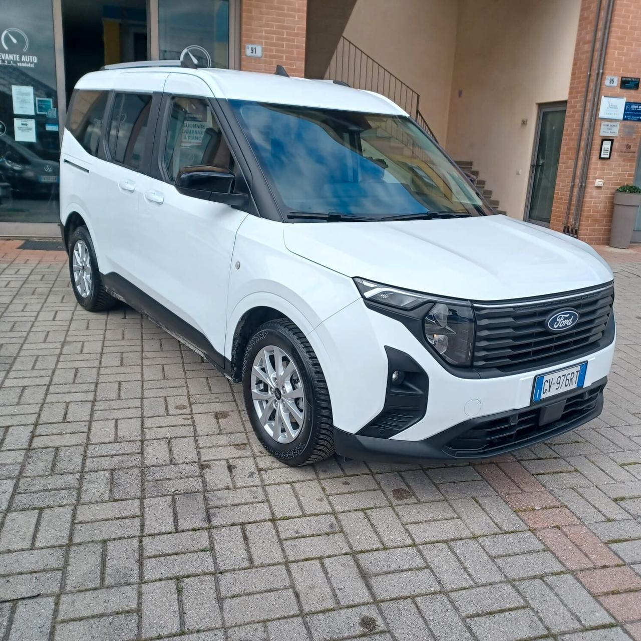 NUOVA 18000KM FORD TOURNEO 1.0 AUTOMATICO