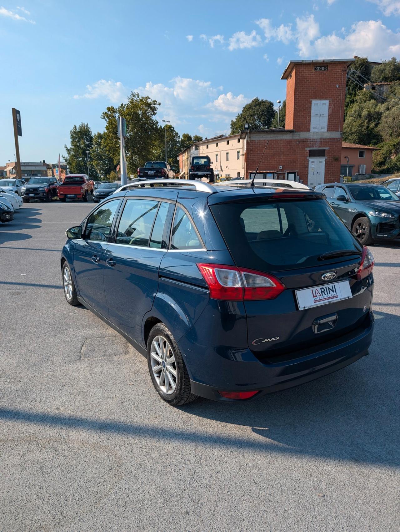 7 POSTI Ford C-Max 1.5 TDCi 120CV Start&Stop Business