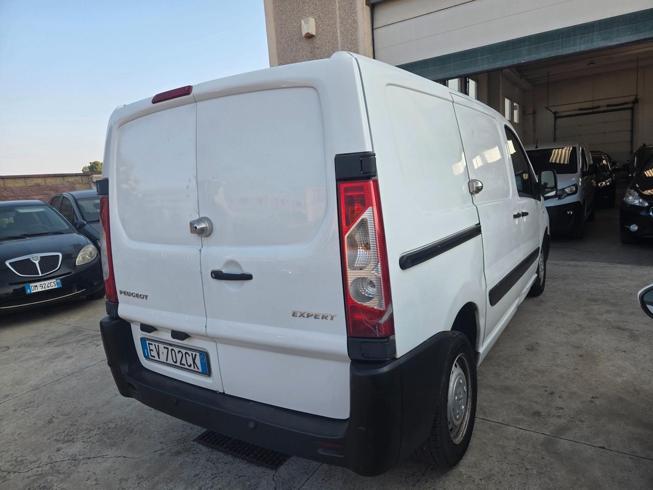 PEUGEOT EXPERT 2000 HDI 130CV 2014