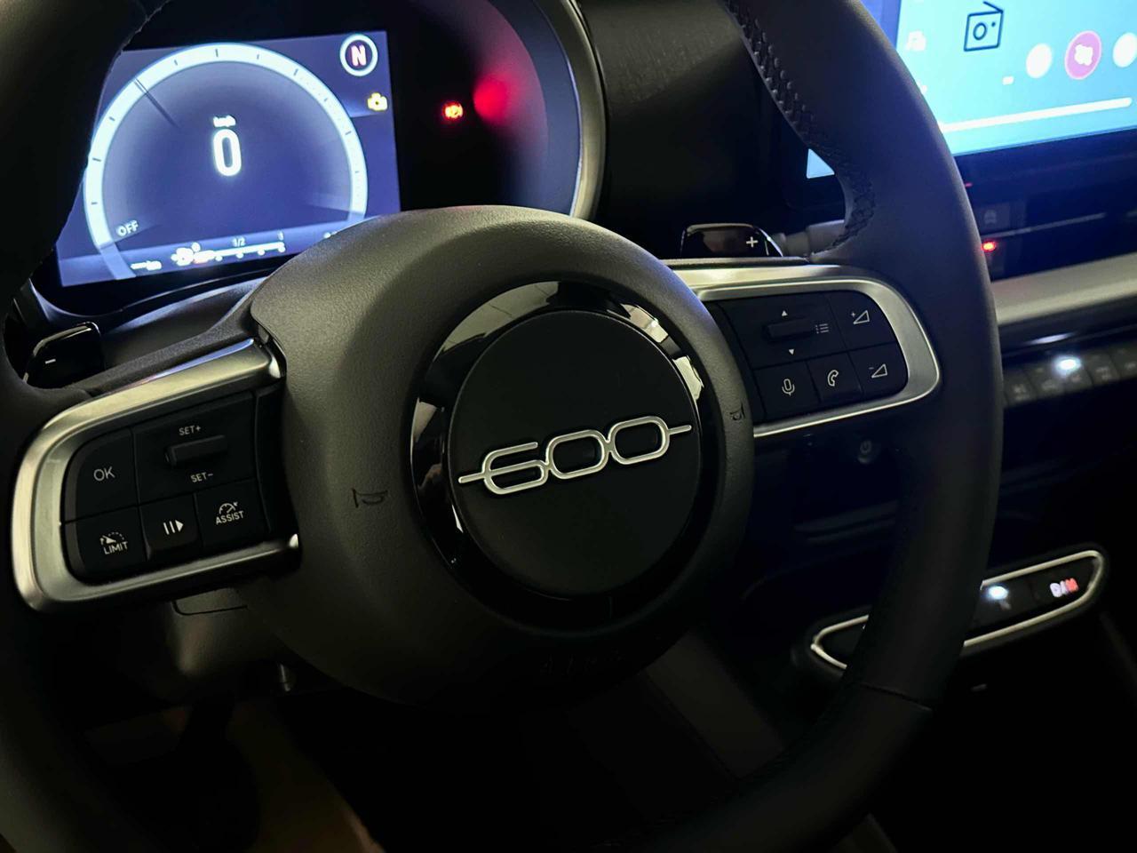 FIAT 600 Hybrid DCT MHEV