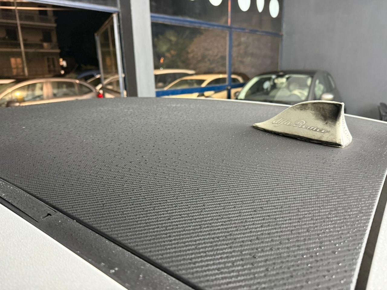 Alfa Romeo MiTo 1.4 T 155 CV Distinctive Sport Pack