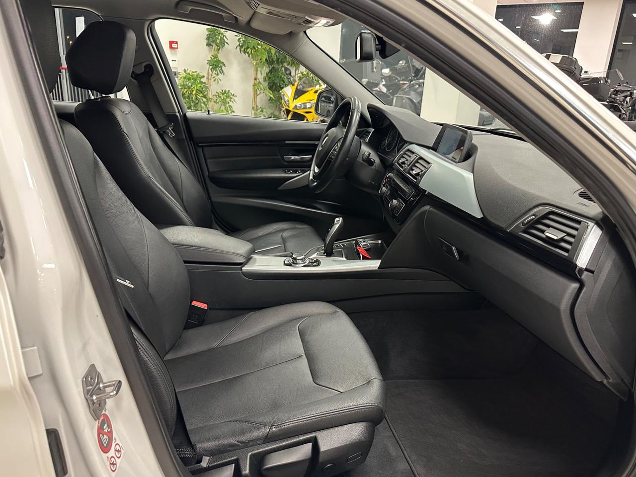 Bmw 318 318d Touring 150 Cv Luxury - 2016