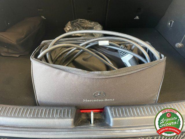 MERCEDES-BENZ A 250 e Aut. EQ Premium AMG *TETTO