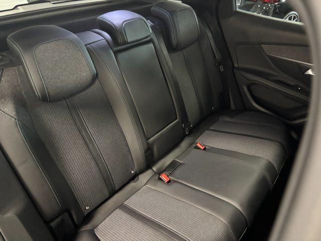 PEUGEOT 3008 EAT8 Allure Pack Automatico 1.5 BlueHDi