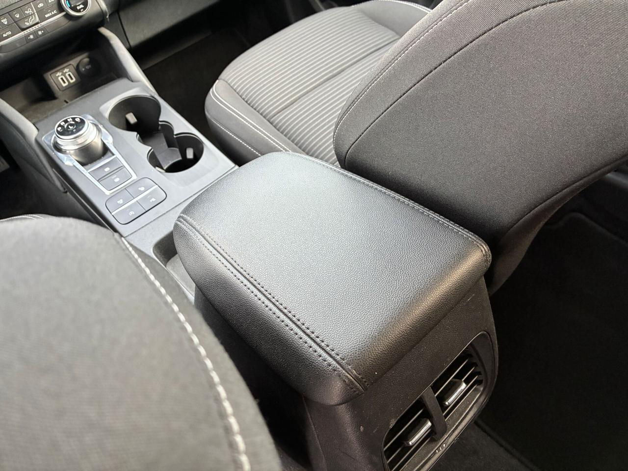 Ford Kuga 1.5 EcoBlue 120 CV 2WD Titanium Business