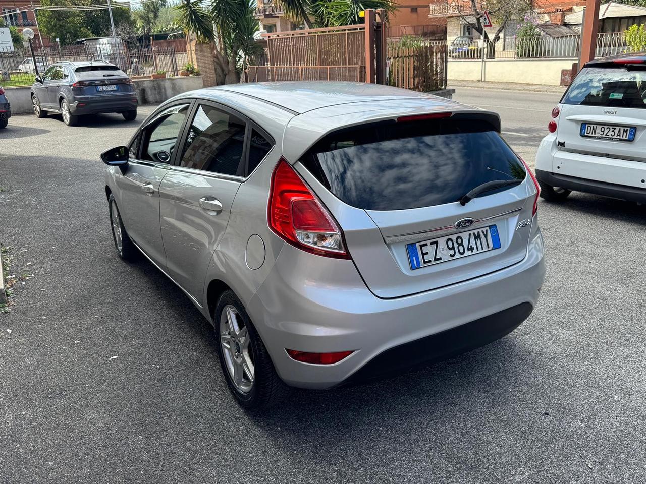 Ford Fiesta 1.2 Benz/GPL 60cv CarPlay