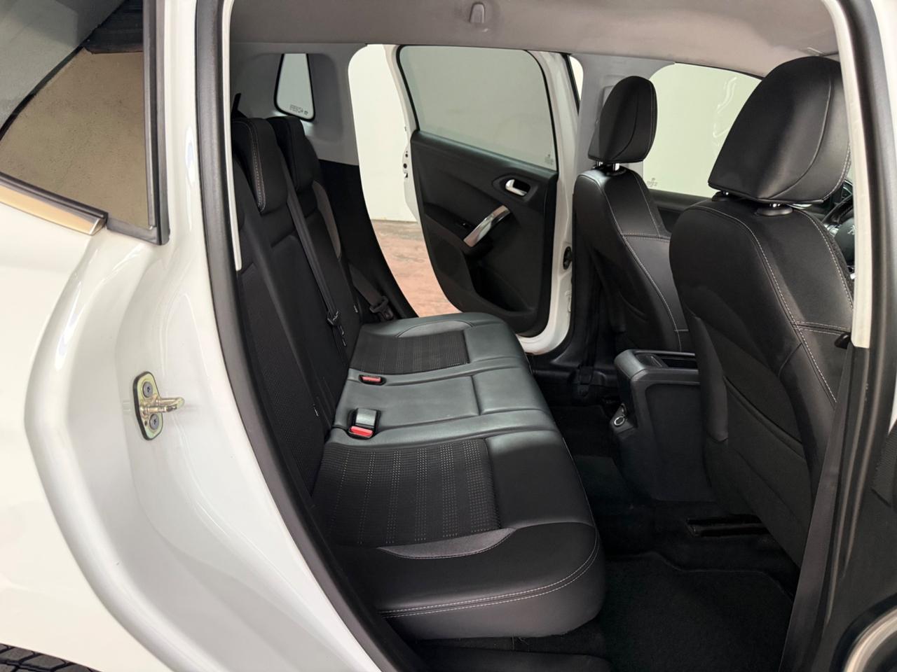 Peugeot 2008 1.6 e-HDi 92 CV Stop&Start Allure