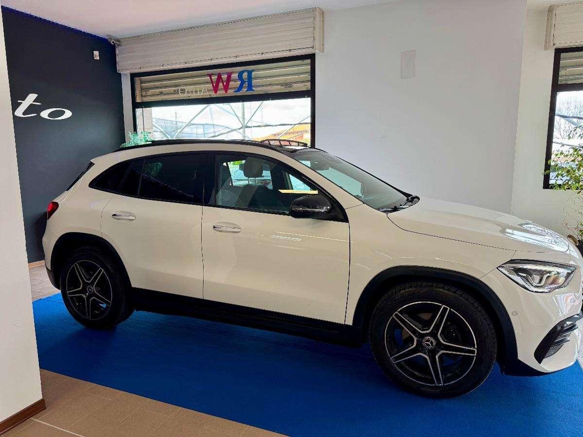 Mercedes-Benz GLA 200 d Automatic 4Matic Premium