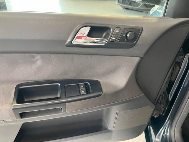 Volkswagen Polo 1.4 BENZINA 75CV 16V 3p. Sportline