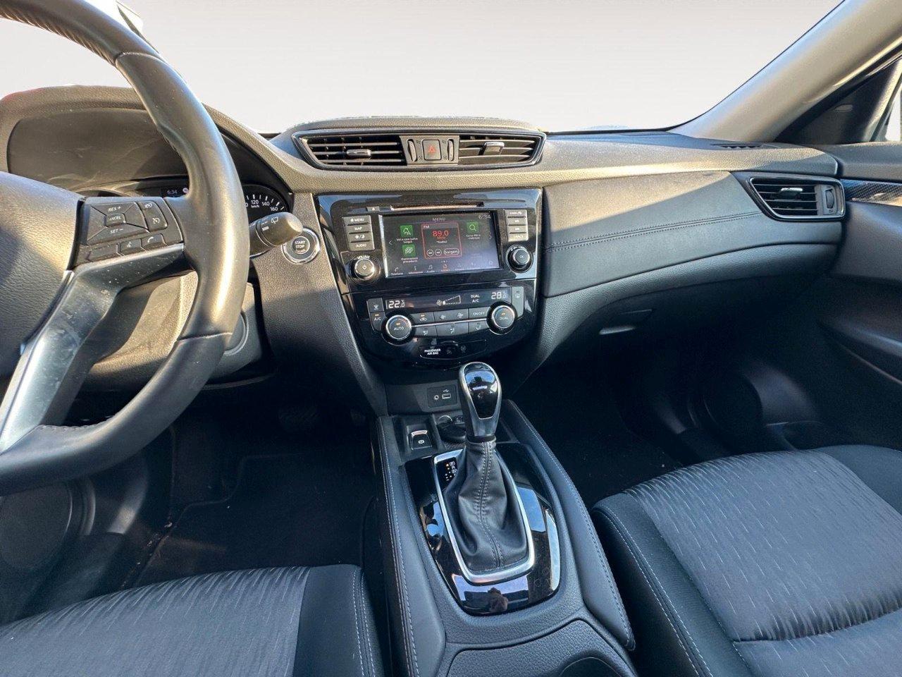 Nissan X-Trail 1.7 dci N-Connecta 4wd x-tronic 7 POSTI !!