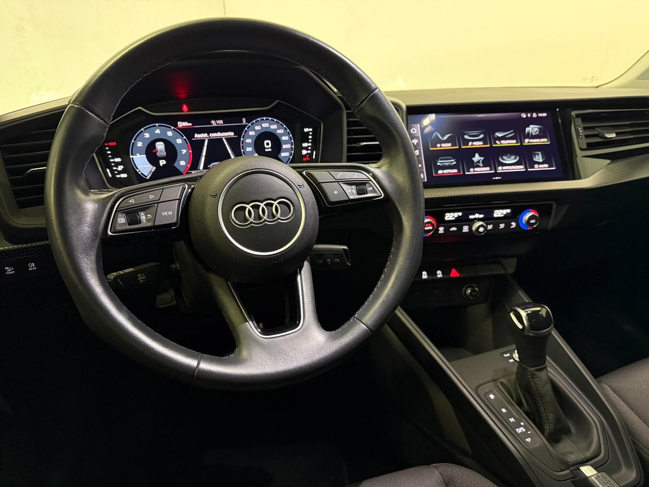 Audi A1 Allstreet 30 1.0 Tfsi Identity Contrast 110cv s tronic SERVICE E GARANZIA AUDI