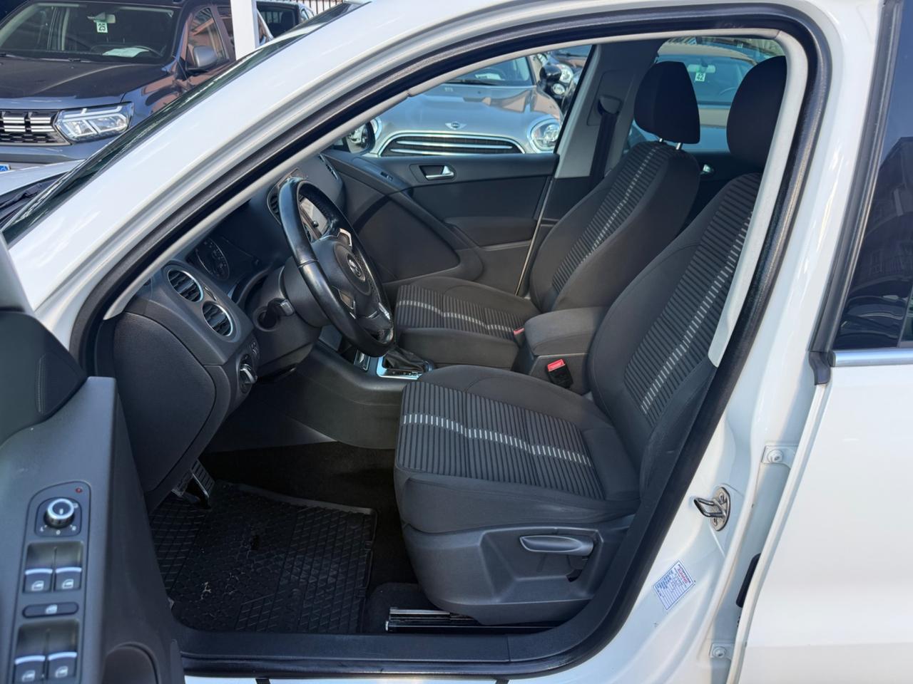 Volkswagen Tiguan 2.0 TDI DPF 4MOTION DSG Sport & Style