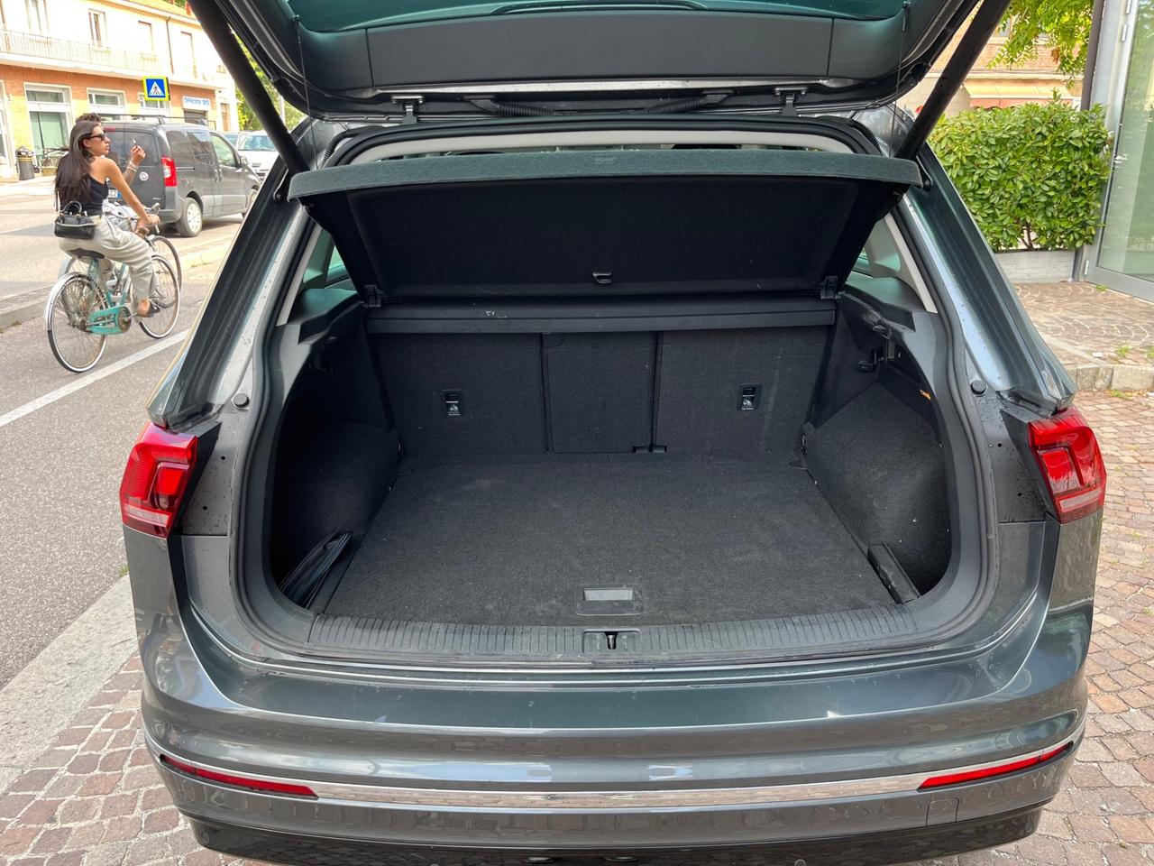Volkswagen Tiguan 2.0 TDI SCR 4MOTION Sport BlueMotion Technology