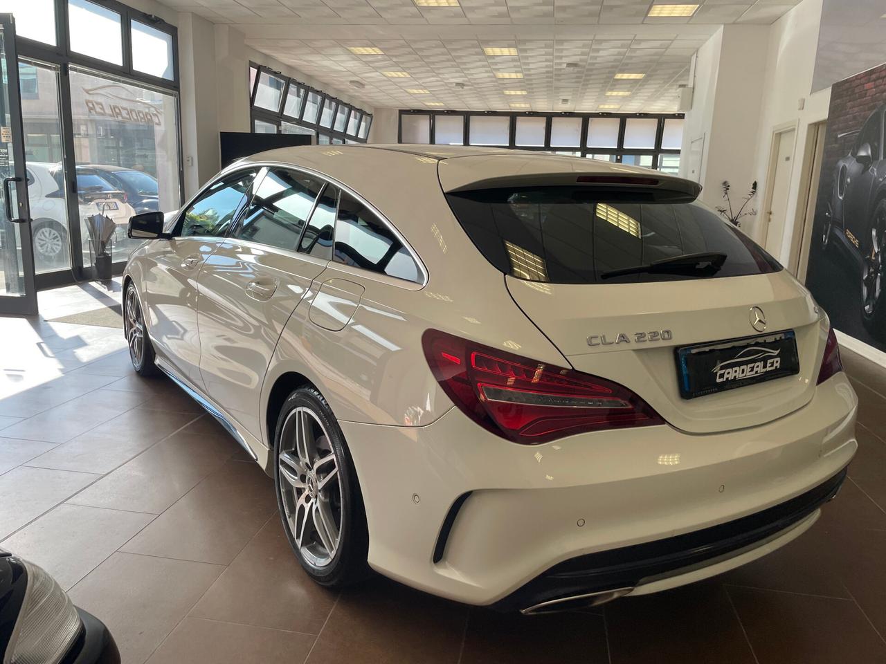 Mercedes-benz CLA 220 Shooting Brake. 4Matic Automatic PremiumAMG