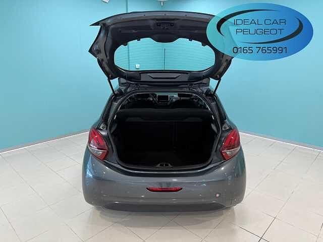 Peugeot 208 PureTech 82 5 porte Allure