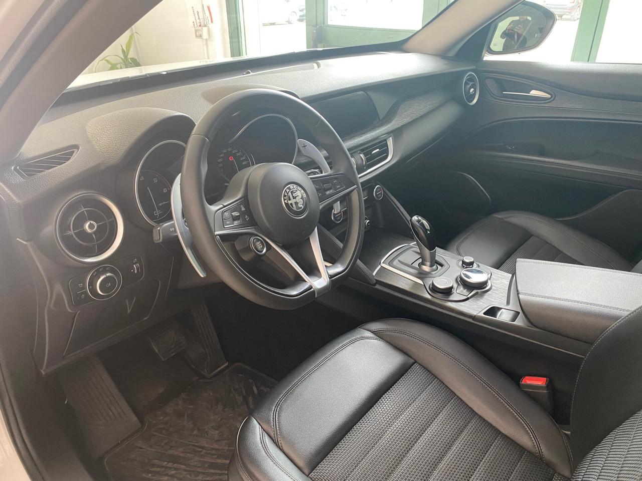 Alfa Romeo Stelvio 2.2 Turbodiesel 190 CV AT8 Q4 Executive