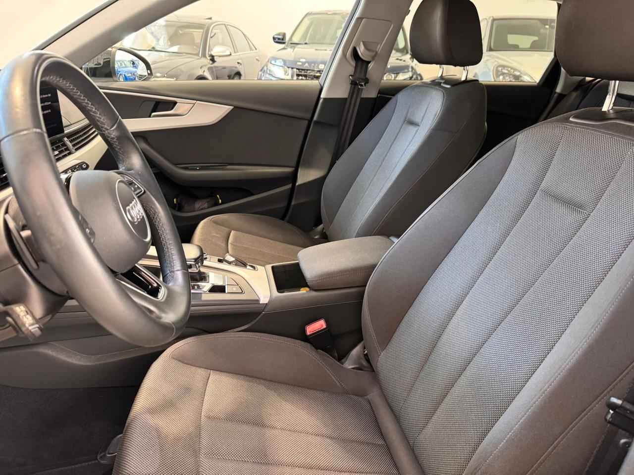 Audi A4 Avant 35 TDI S tronic Business