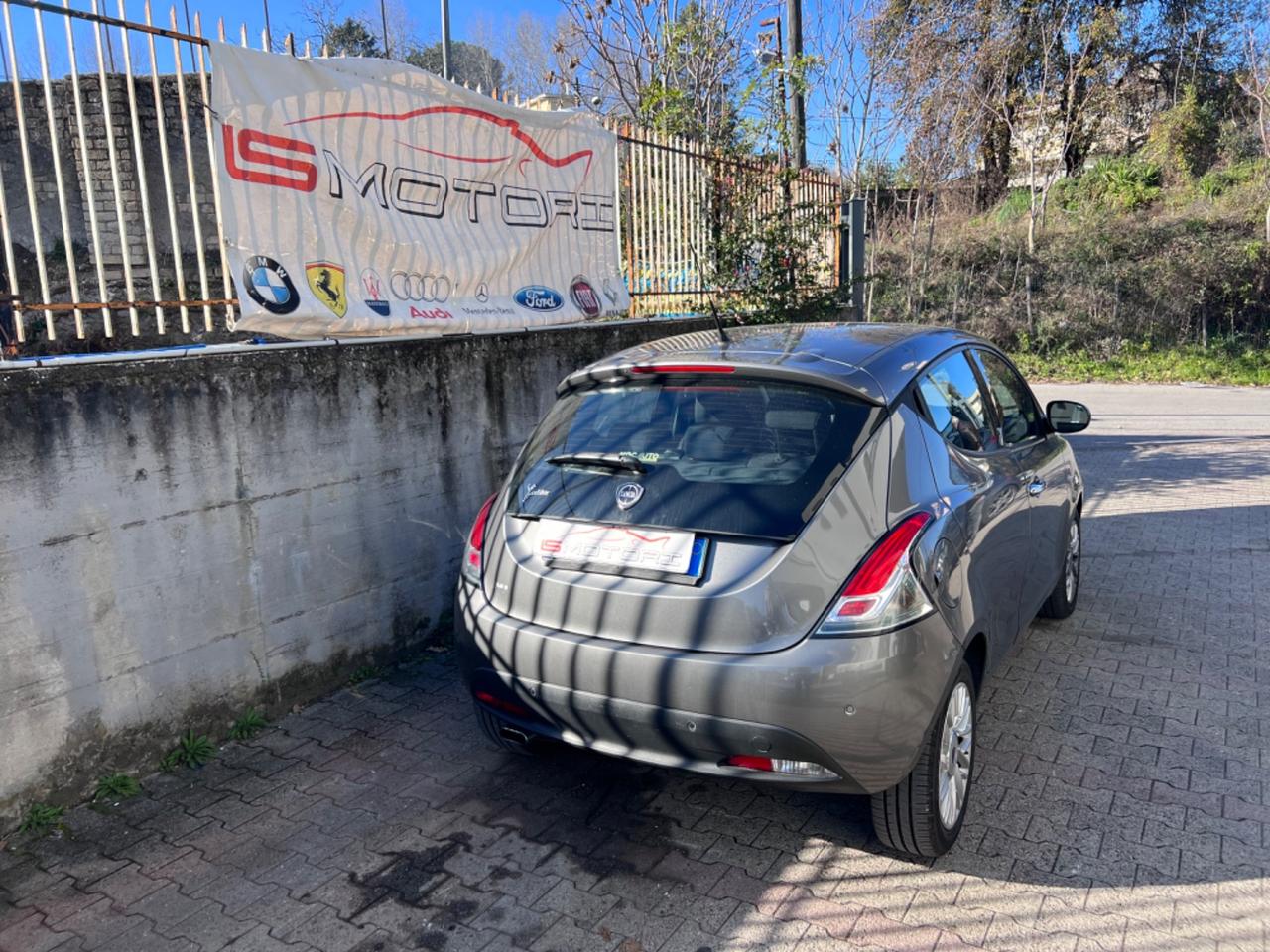 Lancia Ypsilon 1.3 MJT 16V 95 CV 5 porte S&S Gold Blockshaft
