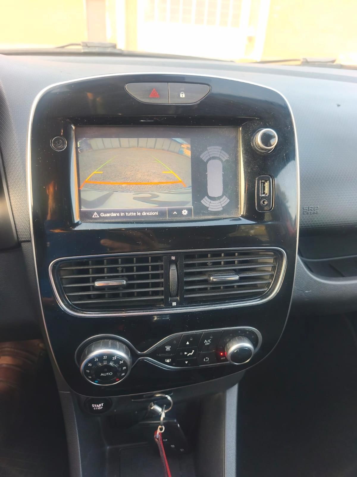 Renault Clio sw 2018--900 Benzina Neopatentati