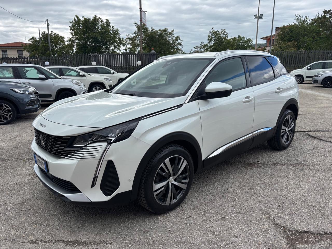 Peugeot 3008 BlueHDi 130 S&S EAT8 Allure