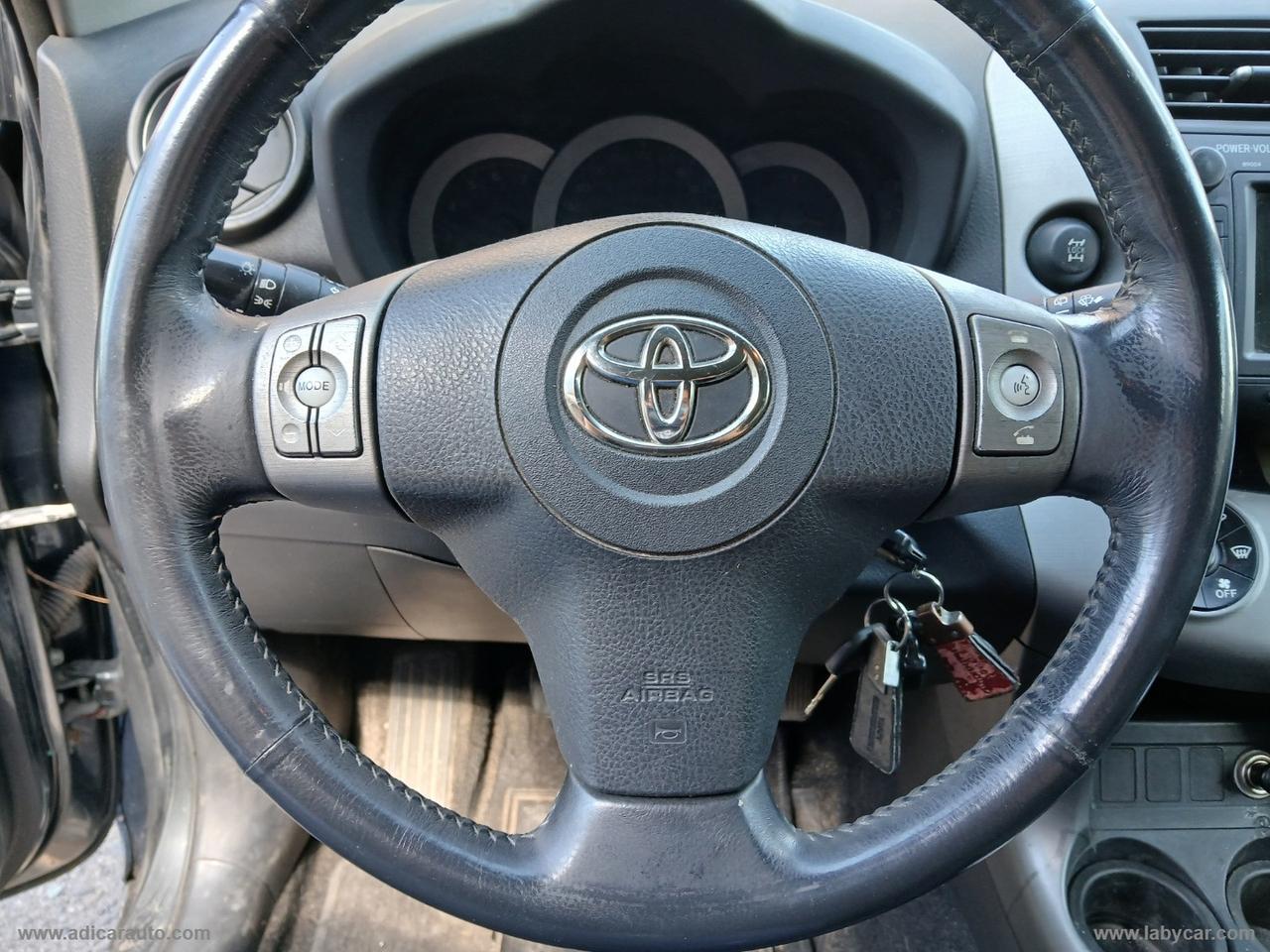 TOYOTA RAV4 2.2 D-4D 136 CV