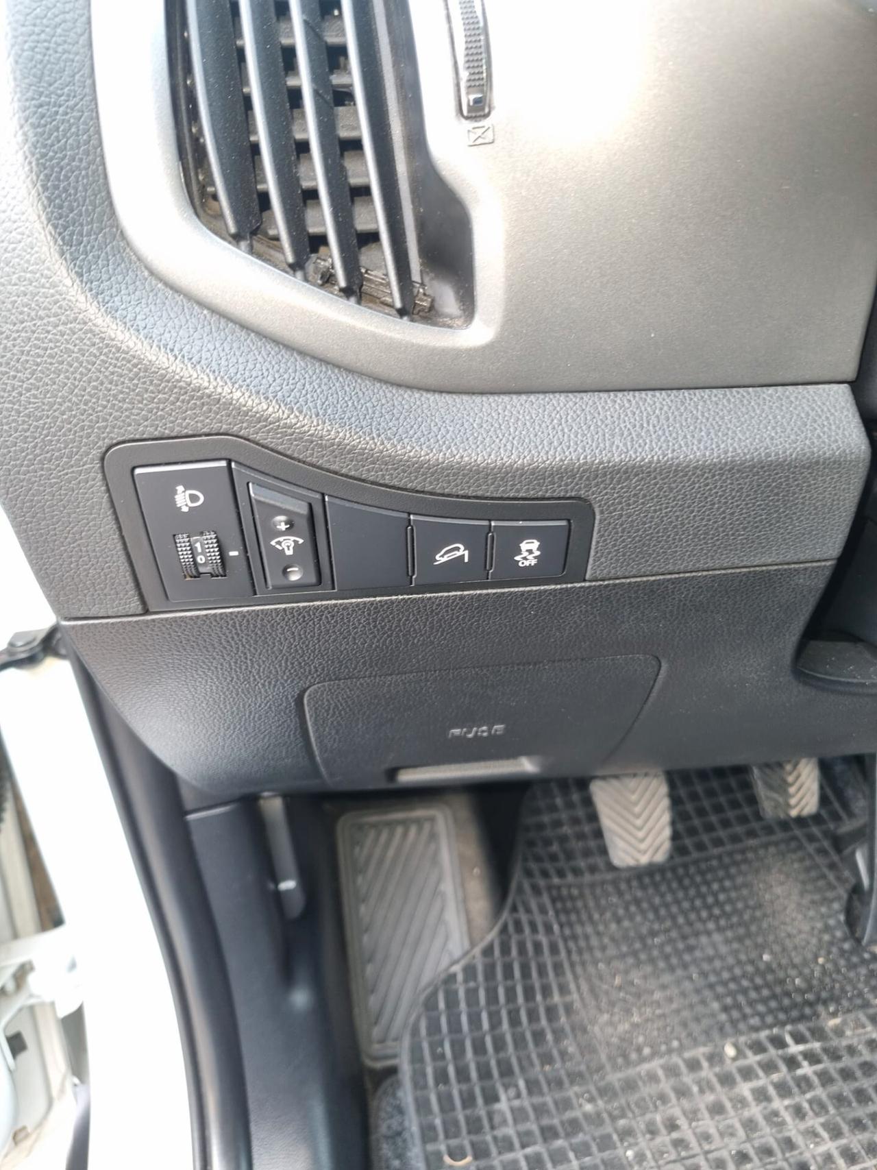 Kia Sportage 1.7 CRDI VGT 2WD Plus