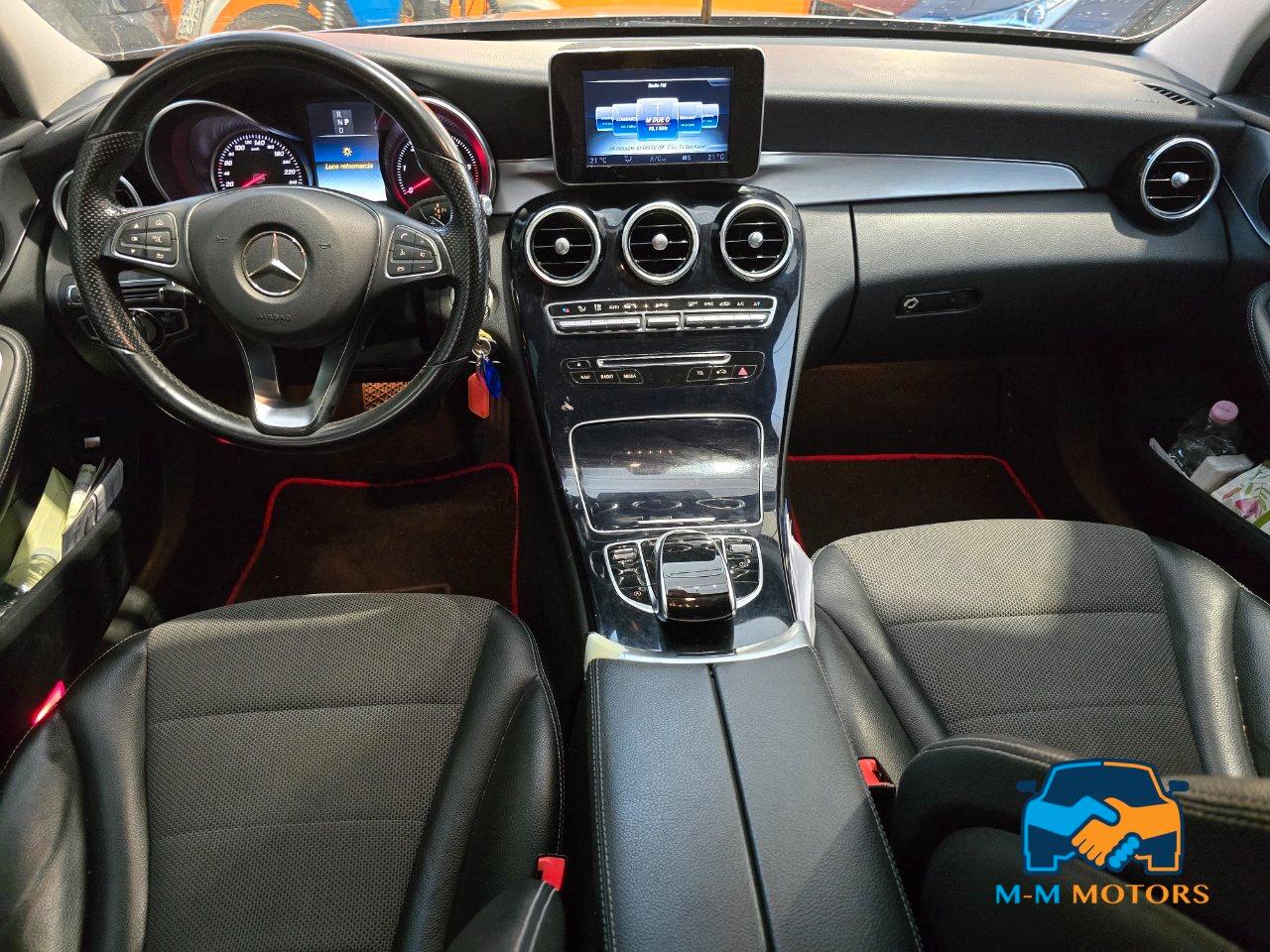 Mercedes C 220 D Executive 4Matic 9G-Tronic Plus 9m Berlina