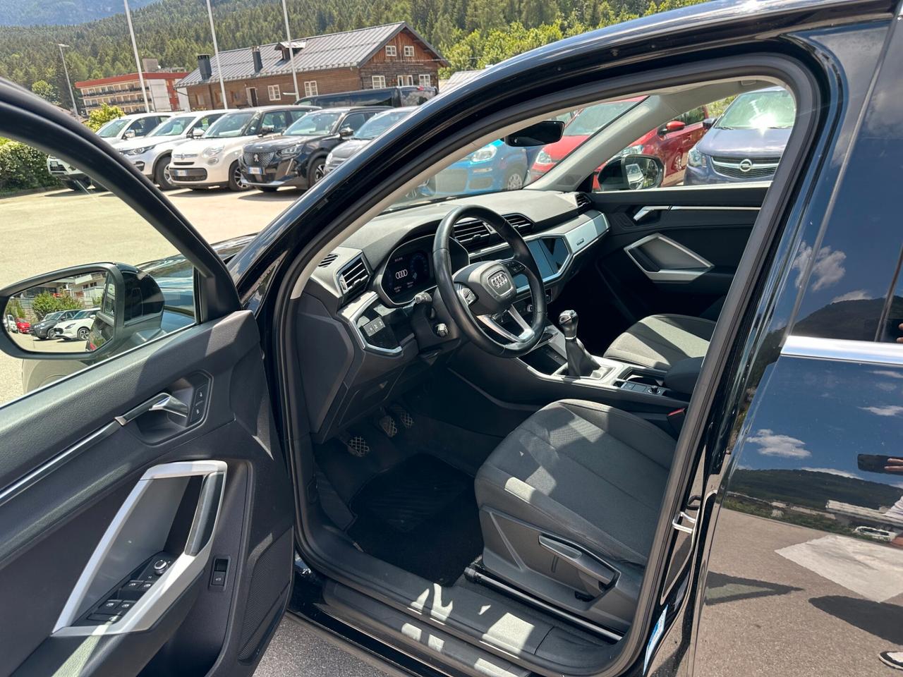 Audi Q3 35 TDI quattro