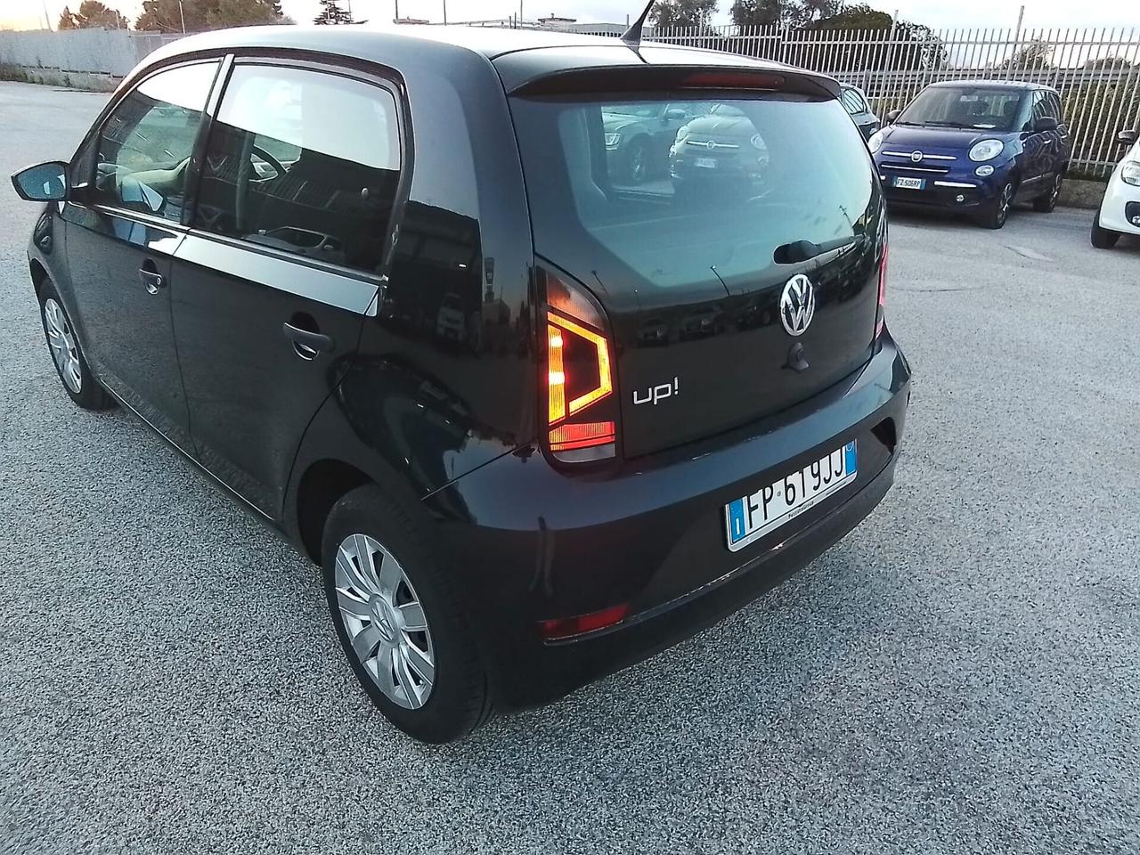 Volkswagen UP 1.0