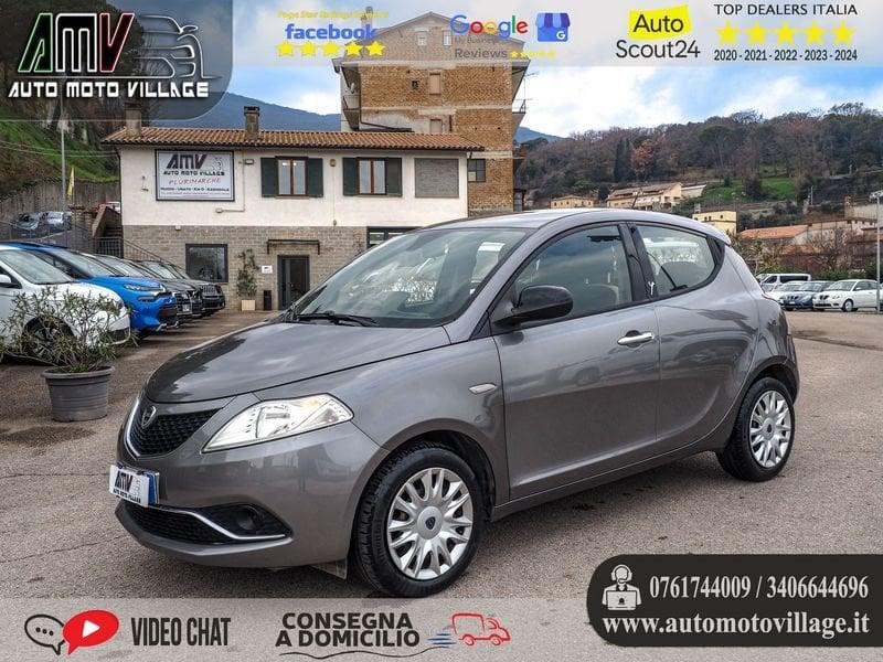 Lancia Ypsilon 1.2 69 CV 24 MESI DI GARANZIA-OK NEOPATENTATI-AUX-USB