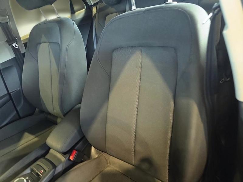 AUDI Q2 2.0 30 TDI BUSINESS SUV