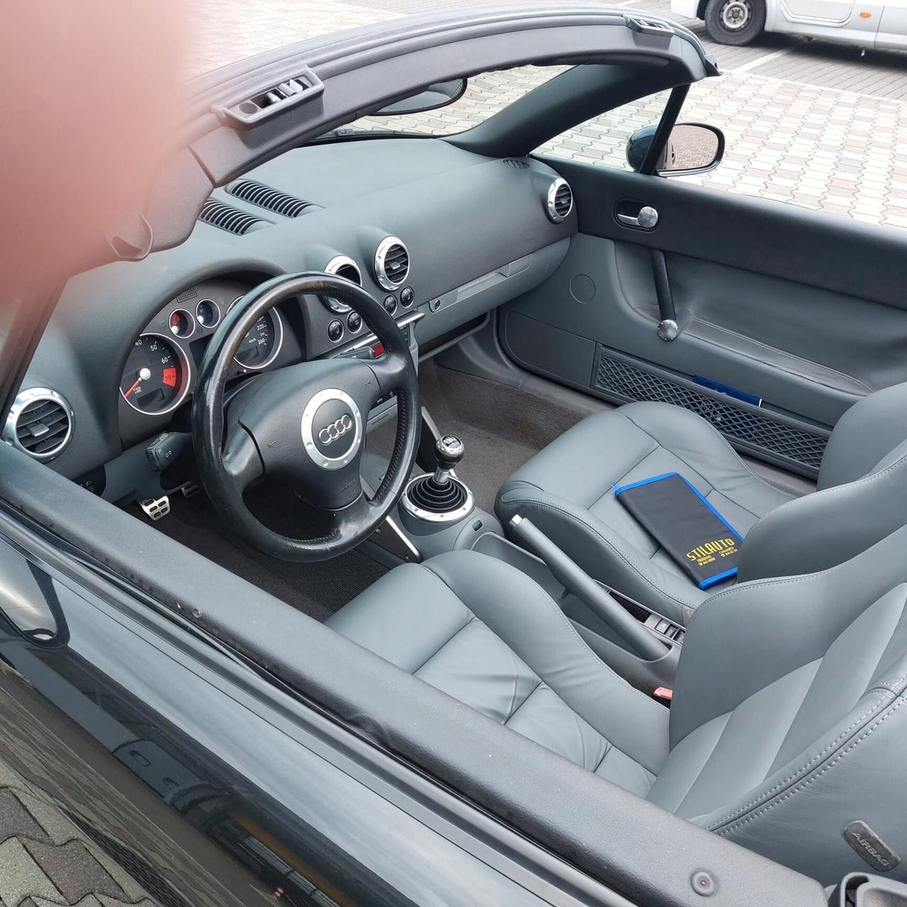Audi TT Roadster 1.8 T 20V 179 CV cat