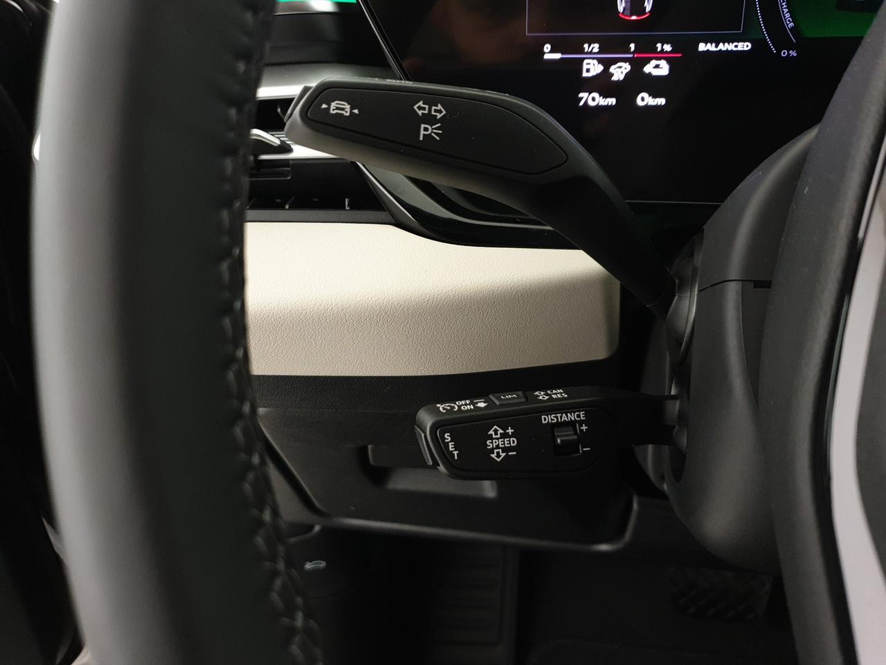 Avant 2.0e-hybrid 299CV quattro Str S line Edition