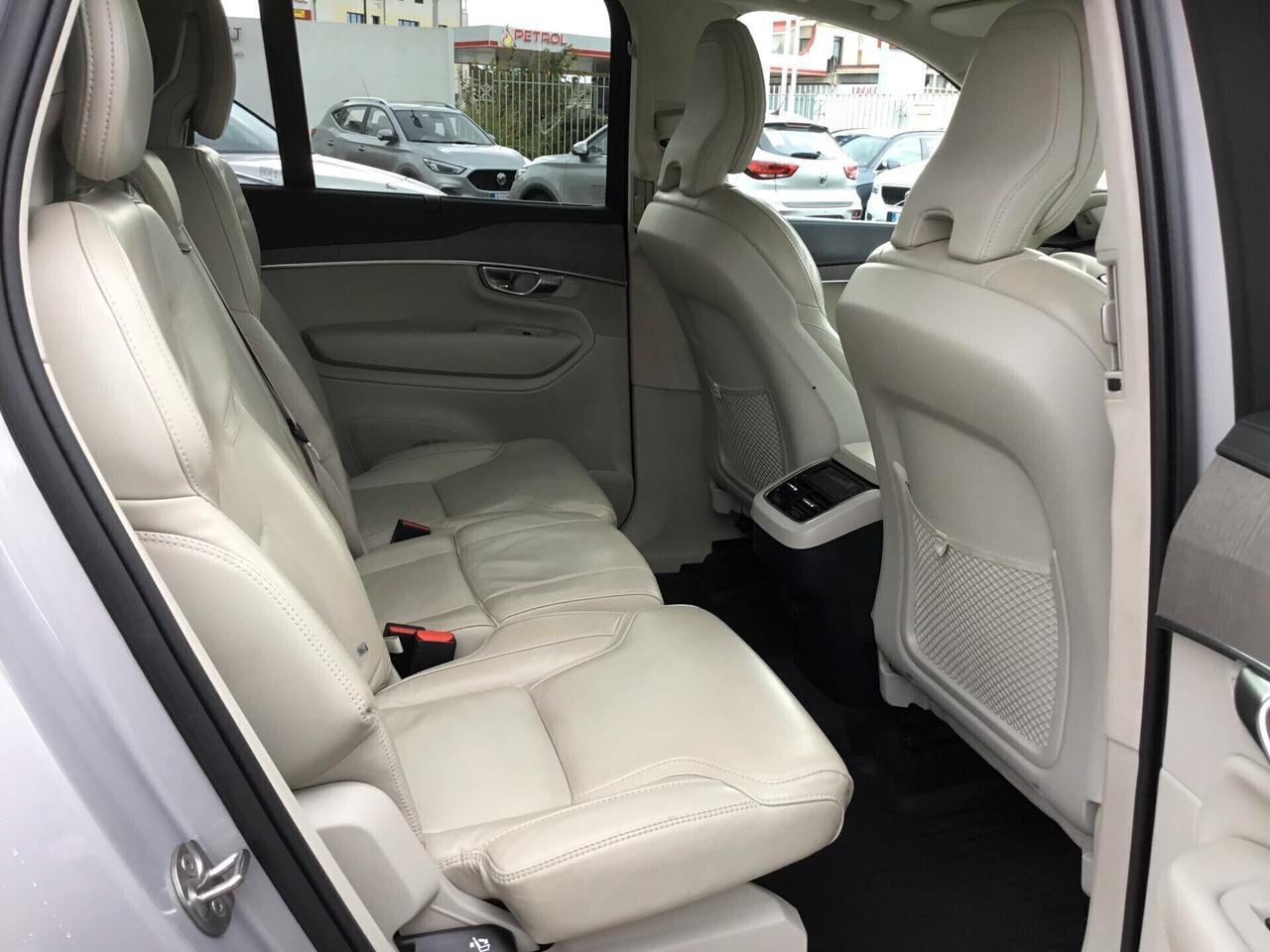 Volvo XC 90 B5 (d) AWD AUT. 7 posti Ultimate Bright
