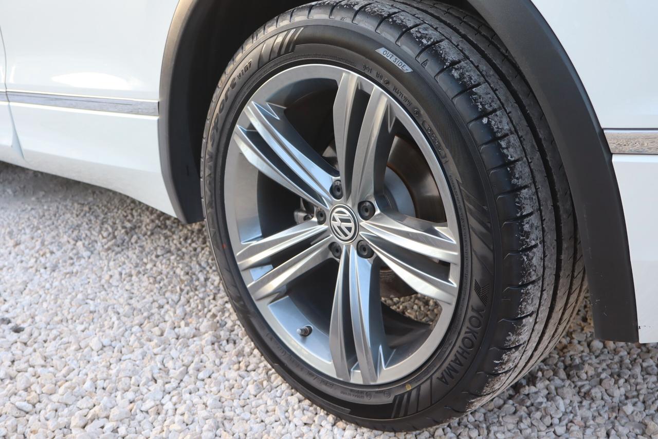 Volkswagen Tiguan 2.0 BiTDI SCR DSG 4MOTION Advanced R-Line BMT