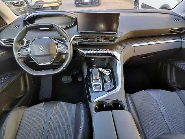 Peugeot 3008 BlueHDi 130 S&S EAT8 Allure