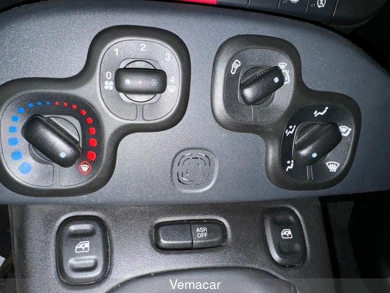 FIAT Panda Panda 1.0 FF S&S Hybrid - SOLO KM 13.500! OK NEOPATENTATO !