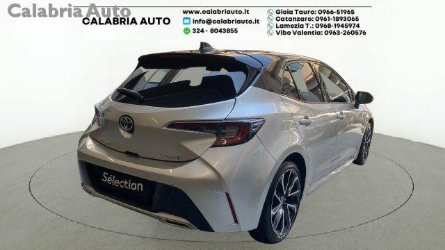 TOYOTA Corolla 2.0 Hybrid Lounge