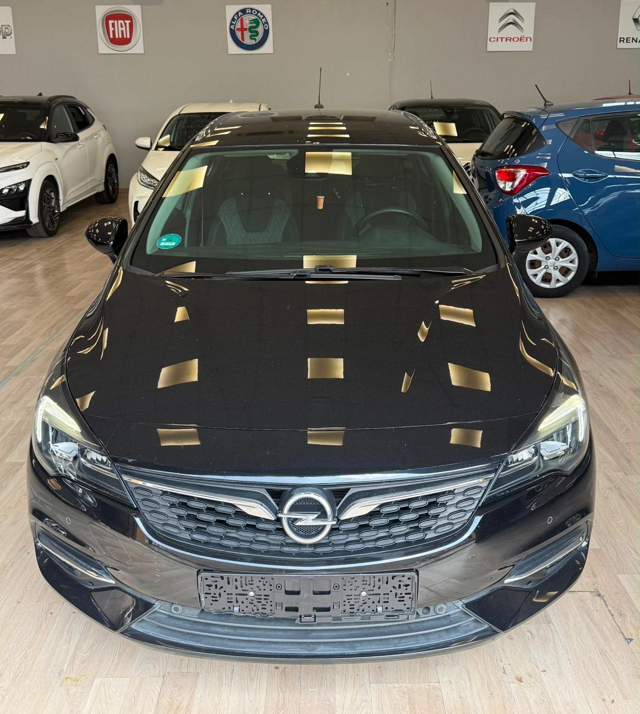 Opel Astra 1.2 Turbo 110 CV S&S 5 porte Business Elegance