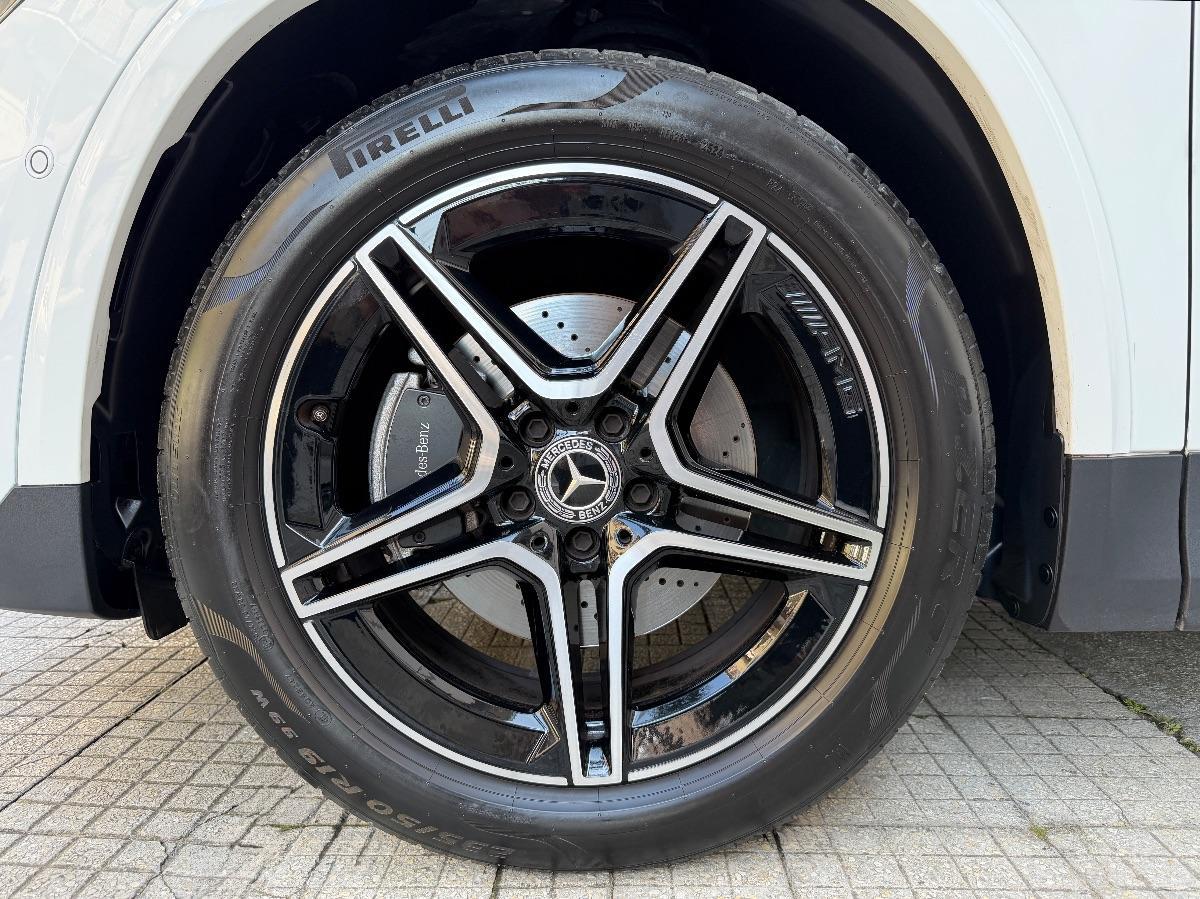 New Mercedes GLA 200d Premium AMG Night Edition 150CV