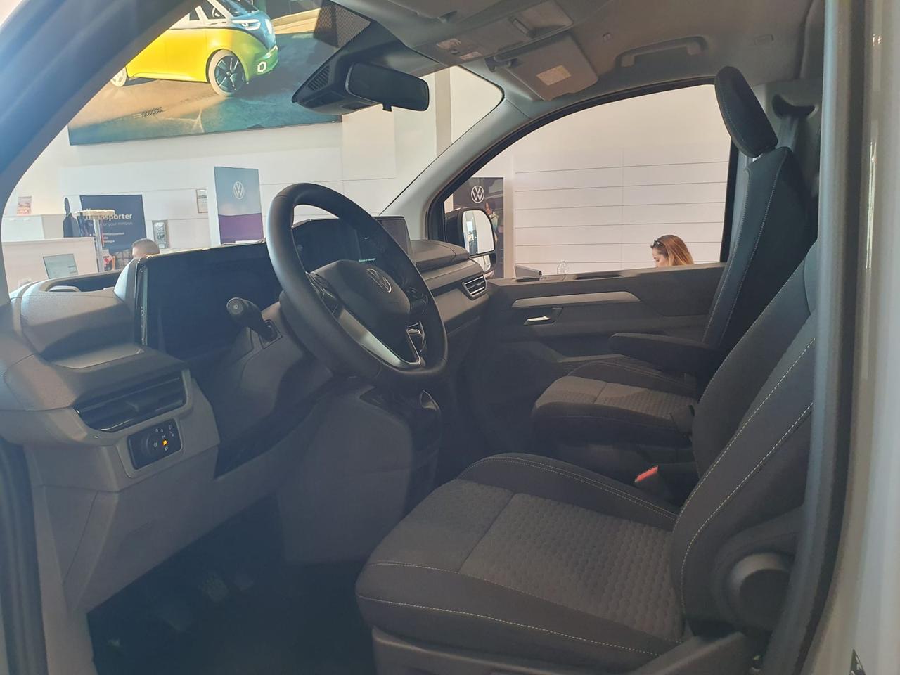 Volkswagen T7 Caravelle t7 2.0 tdi 150cv life l1 auto