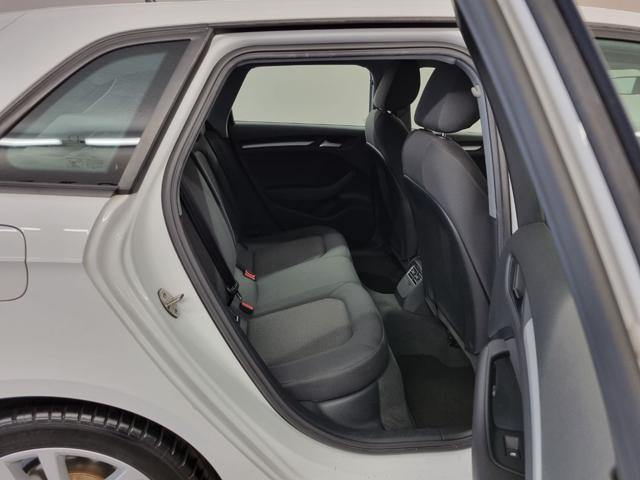 AUDI A3 SPB 35 TFSI COD Business
