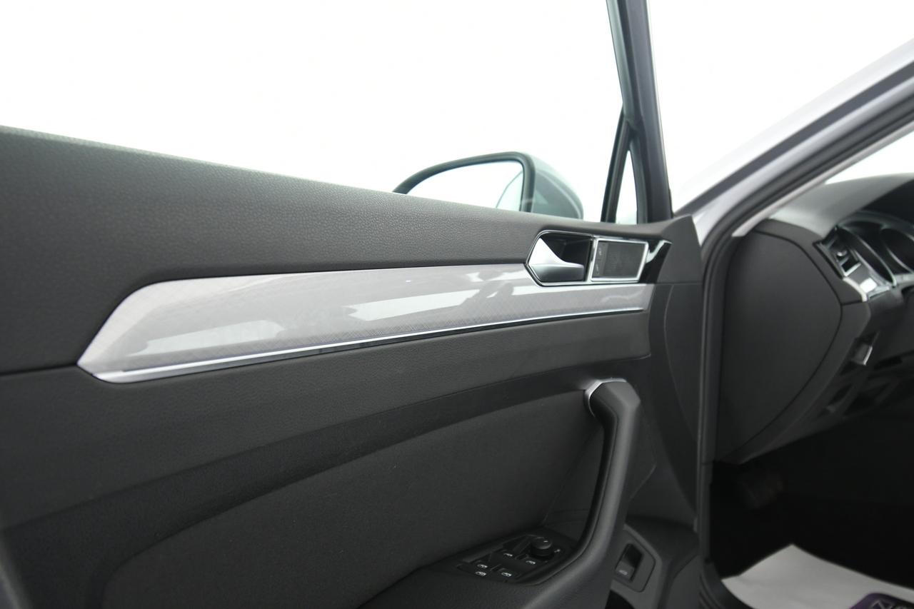 VOLKSWAGEN Passat Variant 2.0 tdi Business 150cv dsg ACC+APP CONNECT